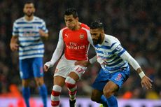 Alexis Sanchez Bawa Arsenal Ungguli QPR