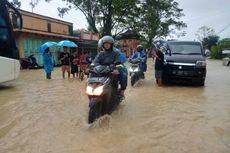 Jalan Nasional di Cilacap Tergenang Banjir, Lalu Lintas Macet 2 Jam