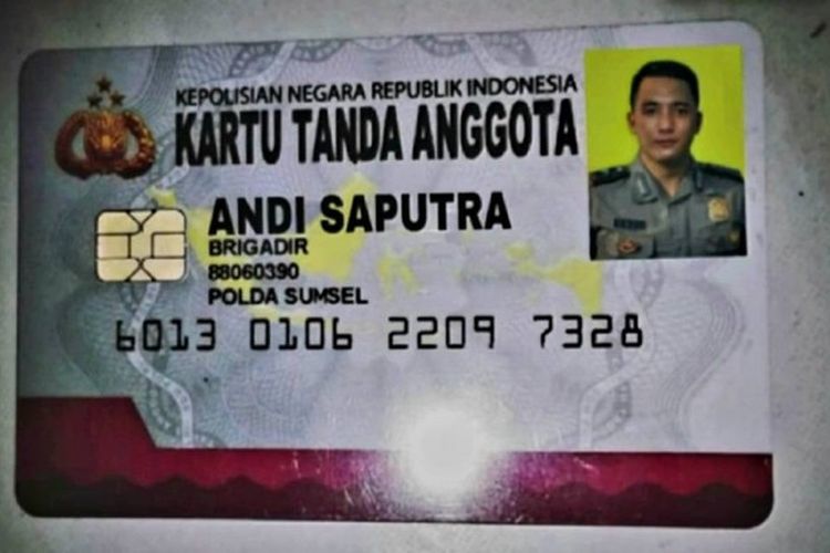 Kartu Tanda Anggota (KTA) polisi gadungan berpangkat Brigadir bernama Andi Saputra yang telah menipu seorang perempuan. Ia saat ini sedang menjadi buruan Polda Sumatera Selatan.