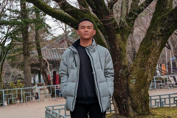Nuno mendapat beasiswa dari Dinas Pendidikan Gyeongsangbuk-do untuk bersekolah di Sekolah Menengah Meister Maritim Korea di Kota Pohang, yang jaraknya empat jam berkendara dari ibu kota Korea Selatan, Seoul.
