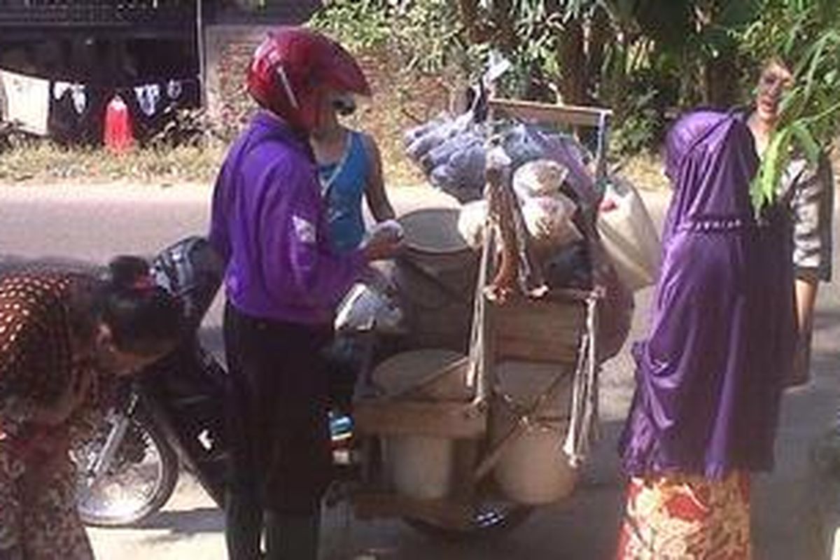 Sosialisasi, KPUD Parepare Lirik Tukang Sayur