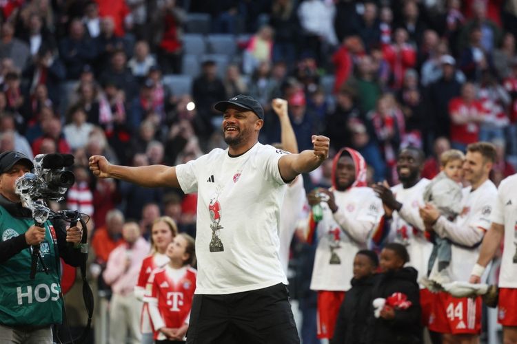 Bayern Muenchen Bungkam Stuttgart untuk Angkat Gelar Bundesliga ke-35