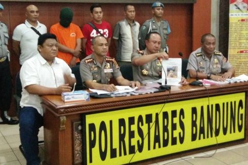 Polisi Amankan Atribut HTI di Rumah Penghina Iriana Jokowi