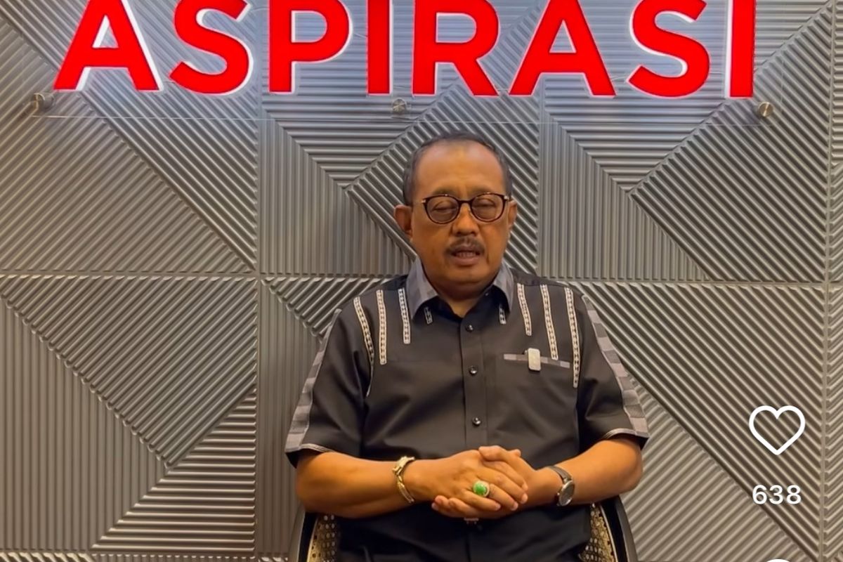 Wakil Walikota Surabaya Armuji melalui unggahan video di akun resmi Instagramnya, menanggapi terkait laporan warga tentang smapah yang berserahkan, Jumat (15/8/2025).