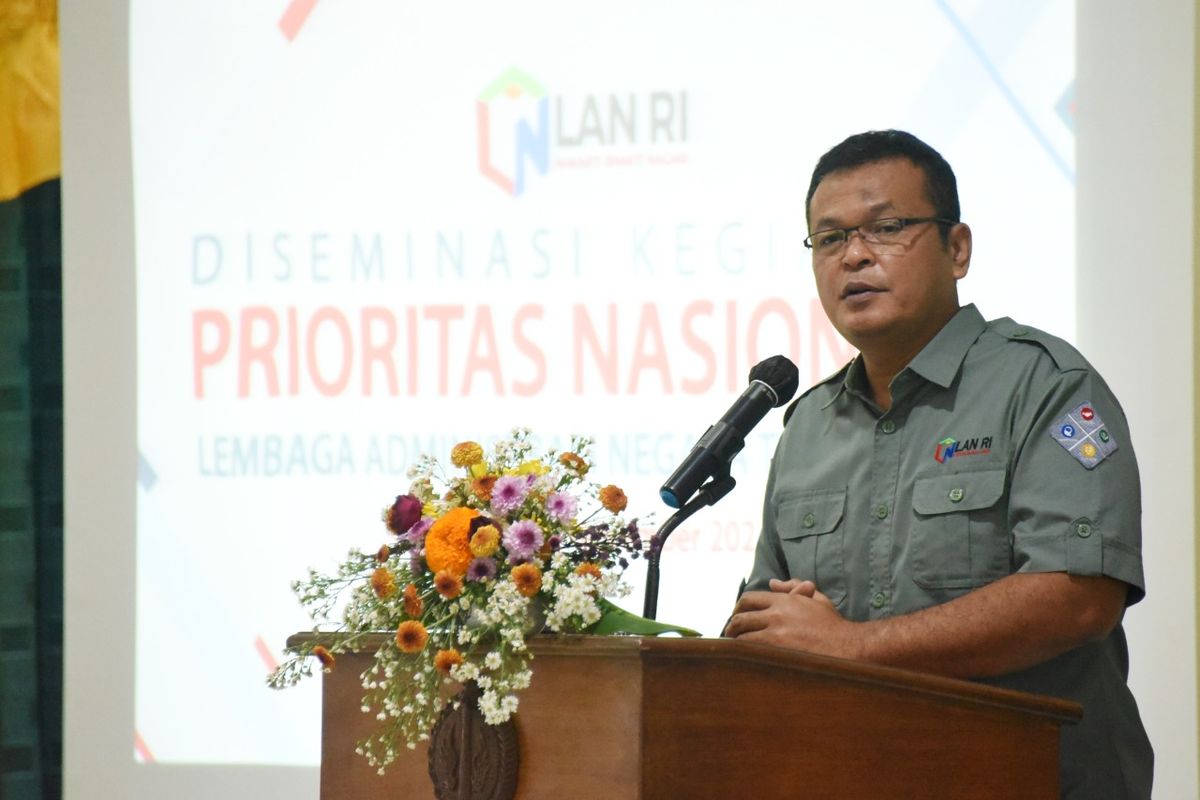 Kepala LAN Adi Suryanto saat membuka acara Diseminasi Kegiatan Prioritas Nasional LAN Tahun 2021 di Badan Diklat DIY, Gunung Sempu, Kelurahan Tamantirto, Kecamatan Kasihan, Kabupaten Bantul, DIY, Kamis (25/11/2021).