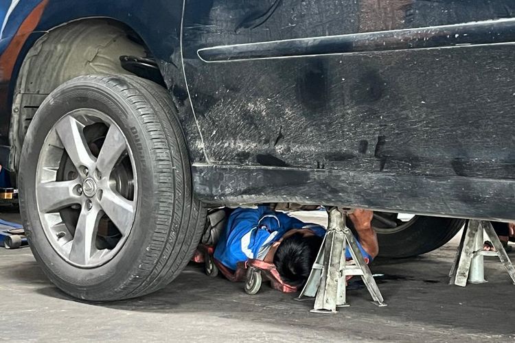 Mendeteksi kerusakan kaki-kaki mobil lewat bunyi