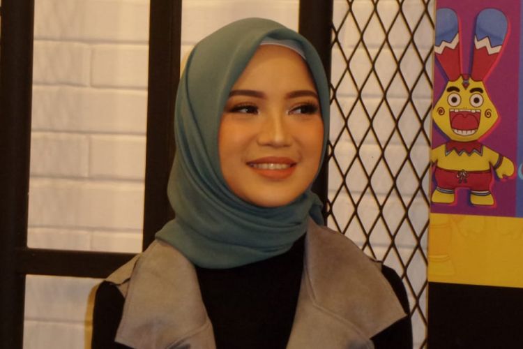 Chacha Frederica hadir dalam sebuah sebuh acara di Kemang Raya, Jakarta Selatan, Kamis (3/5/2018).