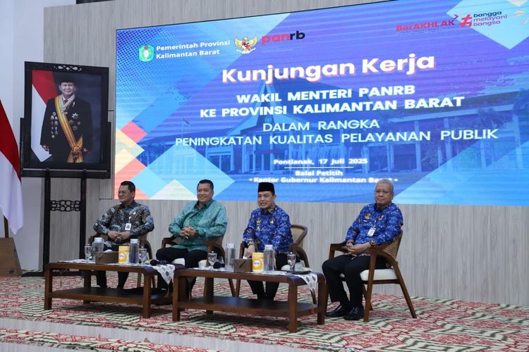 Wakil Menteri Pendayagunaan Aparatur Negara dan Reformasi Birokrasi (PANRB) Purwadi Arianto bertemu dengan Pemerintah Provinsi (Pemprov) Kalbar di Pontianak, Kalimantan Barat, Kamis (17/7/2025).