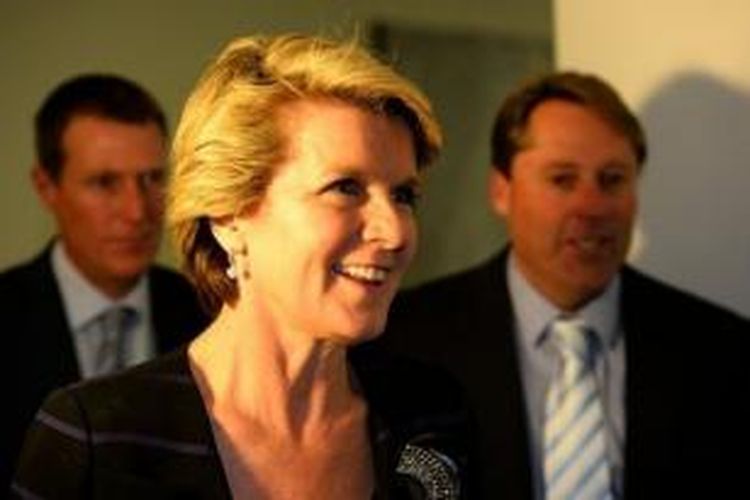 Julie Bishop menjadi satu-satunya menteri perempuan dalam kabinet bentukan PM Australia yang baru Tony Abbott.