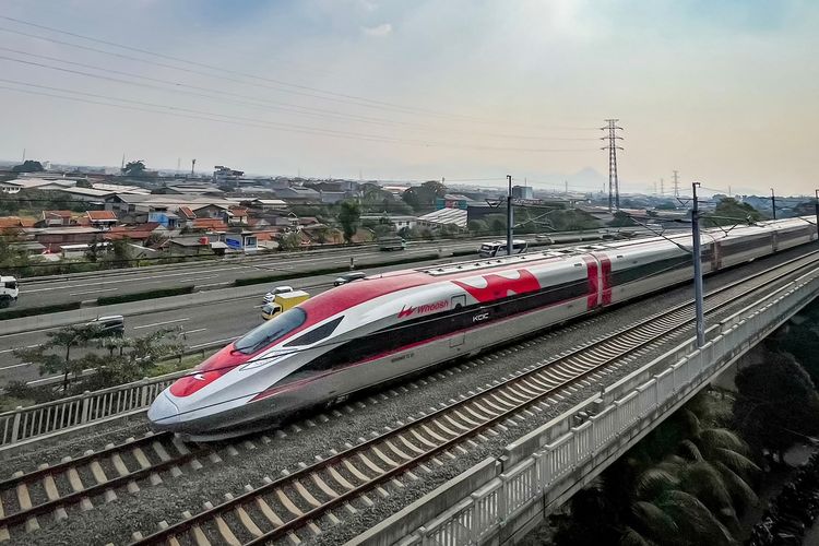 Naik Whoosh Lebih Murah, KCIC Rilis Kartu Langganan Edisi HUT ke-3, Berapa Harganya?
