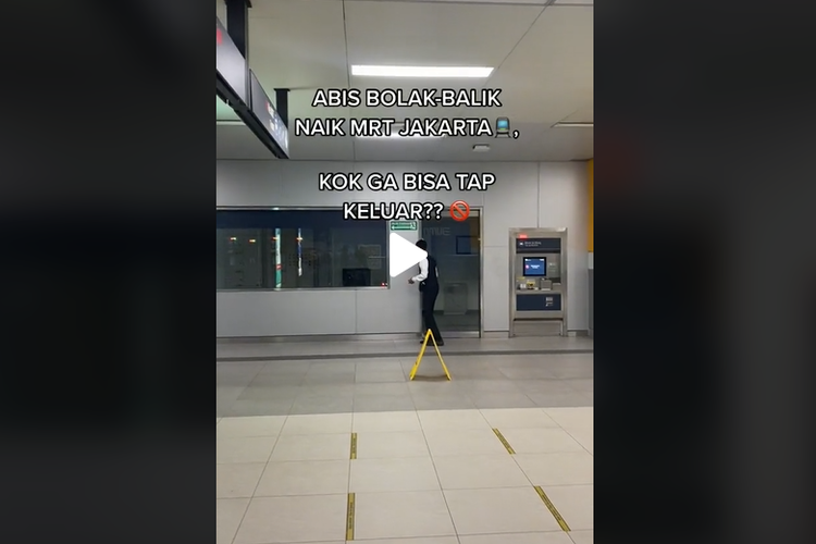 video viral penumpang mrt tak bisa gunakan kartu saat keluar stasiun  Istora, Jakarta