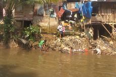 Delapan Sungai di Jakarta Tercemar 