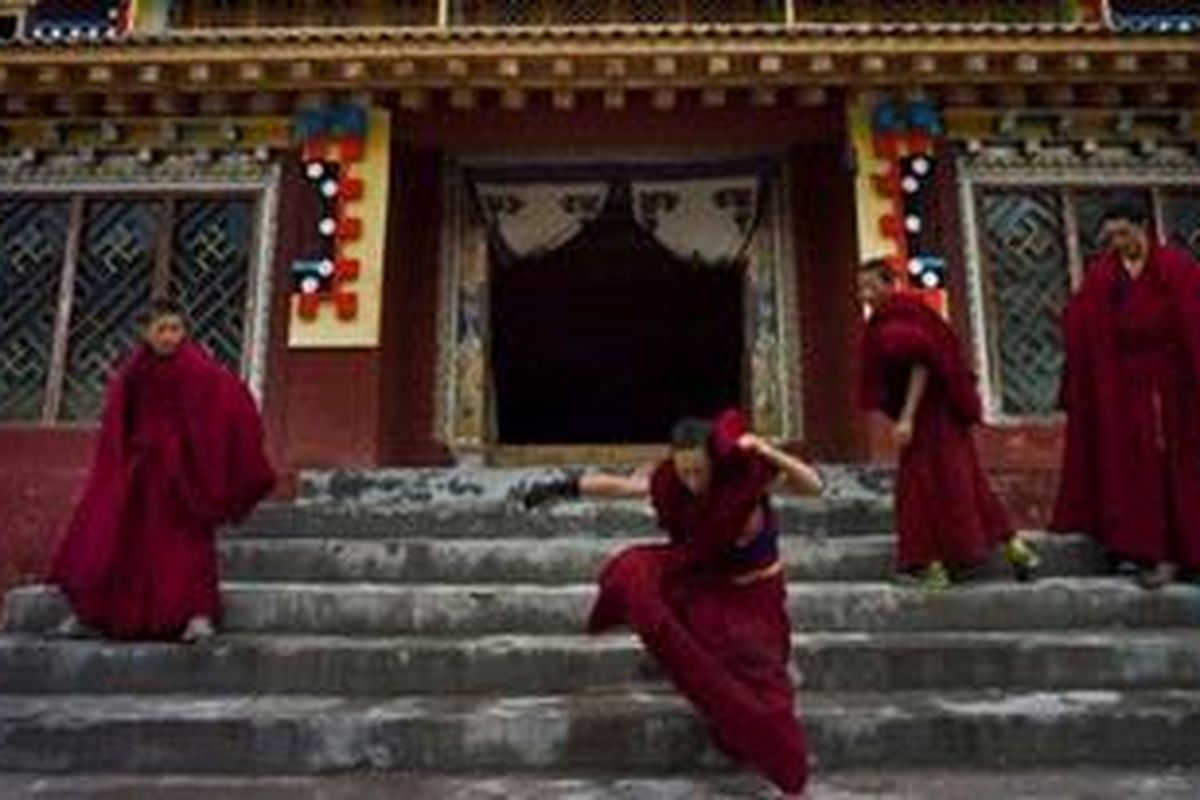 Dalam setahun terakhir sekitar 15 biksu dan biksuni Tibet melancarkan protes dengan cara membakar diri.