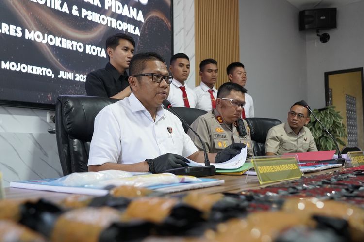 Polres Mojokerto Ungkap Kasus Narkoba Cartridge Vape Mengandung Etomidate Senilai Rp 1,98 M