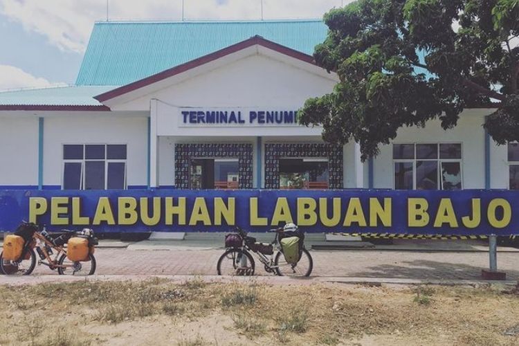 Pelabuhan Labuan Bajo.