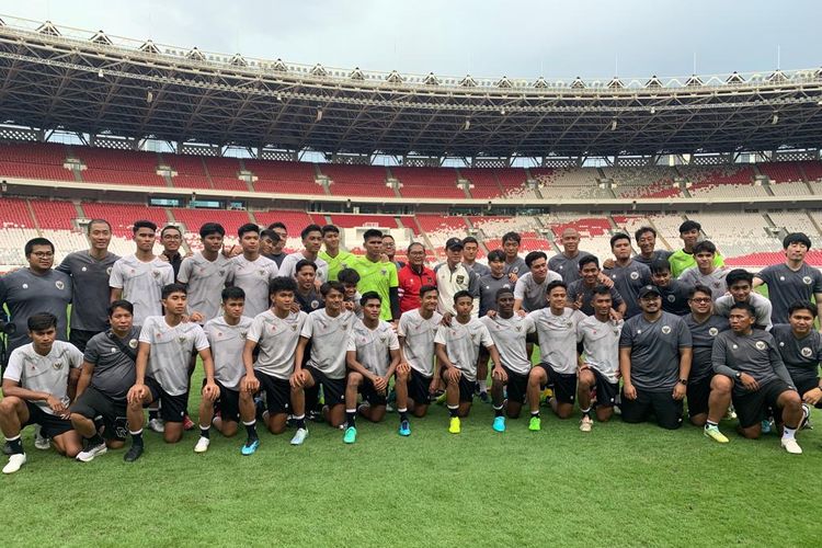 Skuad timnas U20 Indonesia untuk Piala Dunia U20 2023 telah resmi dibubarkan di Stadion Utama Gelora Bung Karno (SUGBK), Senayan, Jakarta, pada Sabtu (1/4/2023).