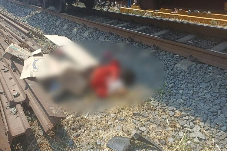 Terobos Perlintasan Tak Resmi, Pengemudi Motor di Lampung Selatan Tewas Tertabrak Kereta