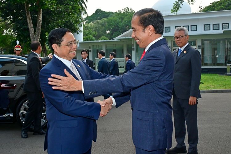 Presiden Joko Widodo dan Perdana Menteri Vietnam Pham Minh Chinh di Istana Merdeka, Jakarta, Senin (4/9/2023).