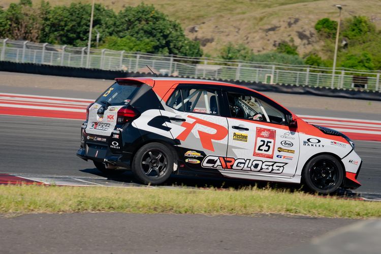 Toyota Agya Cargloss TGRI