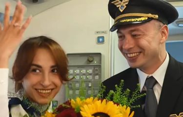 Dramatis, Pilot Melamar Pramugari dalam Penerbangan Polandia