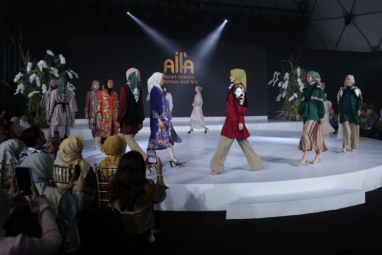 Acara Asian Islamic Fashion and Art (AIFA) di Jakarta, Sabtu (25/1/2025)