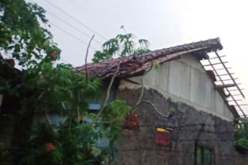 Puluhan Rumah di Cianjur Rusak Diterjang Hujan Deras dan Angin Kencang