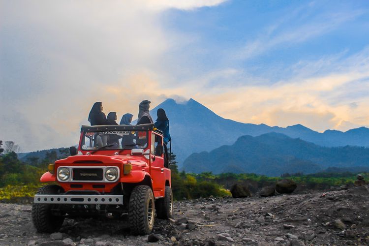 Ilustrasi Lava Tour Merapi.