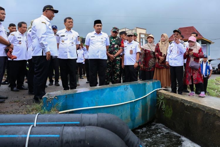 Gubernur Jawa Tengah (Jateng) Ahmad Luthfi dan Wakil Gubernur (Wagub) Jateng Taj Yasin Maemoen genap memimpin Jateng selama satu tahun sejak dilantik pada Kamis (20/2/2025).