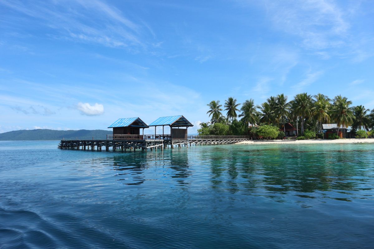 Pulau Arborek di Kabupaten Raja Ampat, Papua Barat.