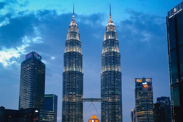 An image of Petronas Tower in Kuala Lumpur, Malaysia. 