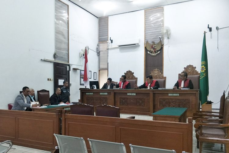 Suasana sidang perdana Gading Marten dan Gisel Anastasia di Pengadilan Negeri Jakarta Selatan, Rabu (5/12/2018).