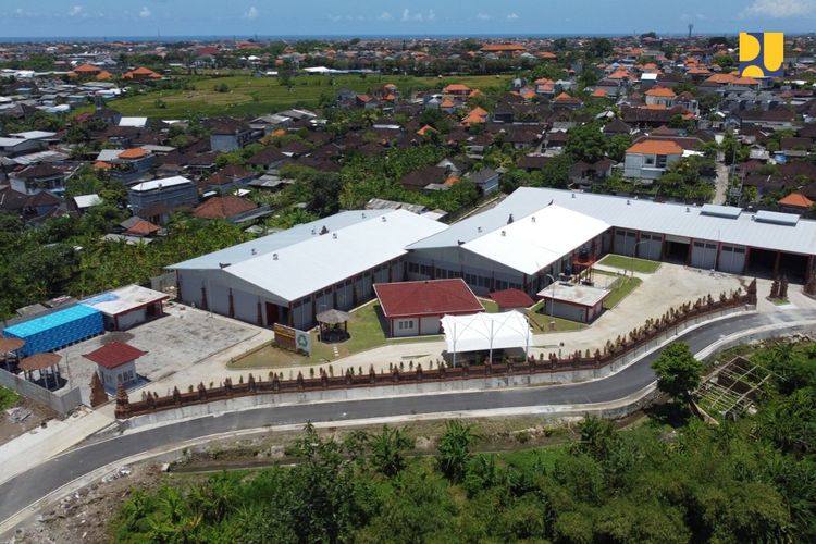 Kementerian PUPR telah menyelesaikan pembangunan Tempat Pengolahan Sampah Terpadu (TPST) Kota Denpasar yang meliputi TPST Kesiman Kertalangu, TPST Padang Sambian, dan TPST Tahura Ngurah Rai, Provinsi Bali.