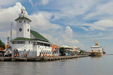 Sejarah Pelabuhan Tanjung Perak dari Masa Hindia Belanda hingga Proyek Tol Laut
