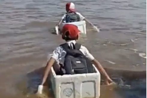 Pasca-viralnya Video Siswa SD Seberangi Sungai dengan Kotak Busa, Pemkab OKI Kaji Pembangunan Jembatan