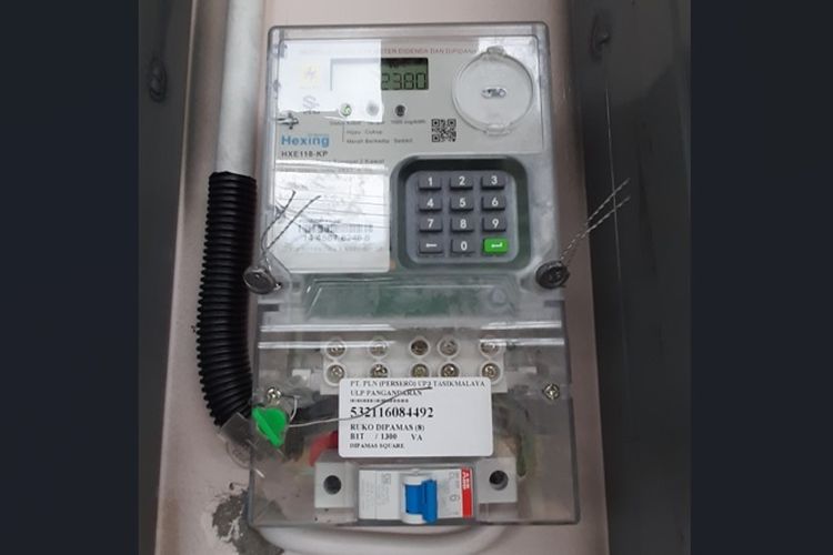 Tarif listrik PLN Oktober 2025 resmi diumumkan pemerintah melalui Kementerian Energi dan Sumber Daya Mineral (ESDM). Pemerintah memastikan tarif listrik 2025 kuartal IV tidak mengalami kenaikan.