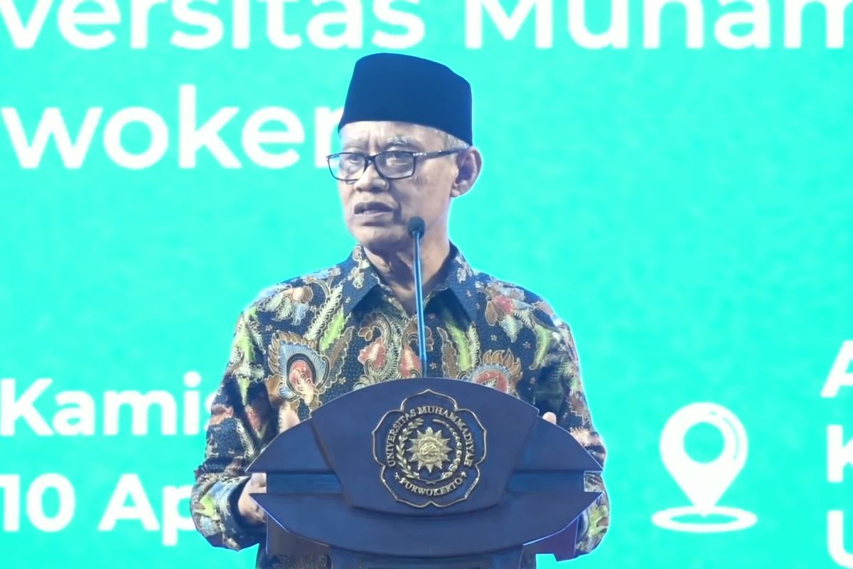 Kemdiktisaintek Hormati Muhammadiyah Soal Larangan Pemberian Gelar Profesor Kehormatan