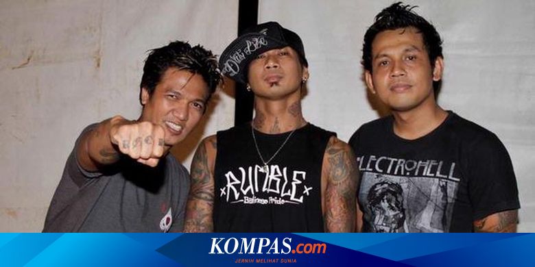 Sid Kawinkan Punk Rock Dengan Orkestra