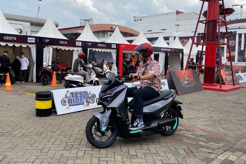 Coba Langsung Ion Mobility M1-S di Area Test Ride IIMS 2023