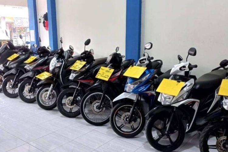 Showroom motor bekas di Semarang menawarkan beberapa pilihan skutik