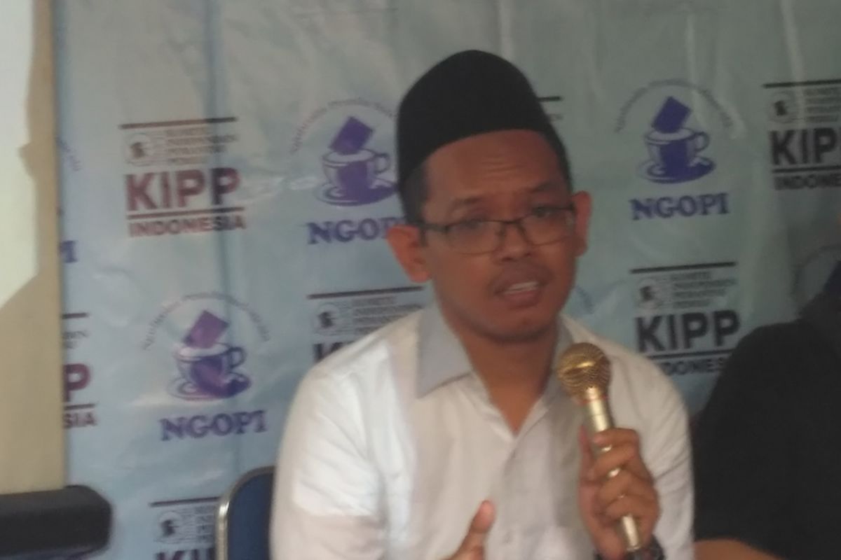Koordinator Nasional JPPR Masykurudin Hafidz di kantor Komisi Independen Pemantau Pemilu, Jakarta, Selasa (21/3/2017).