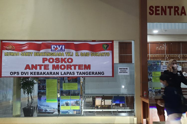 Keluarga korban jiwa kebakaran Lembaga Pemasyarakatan (Lapas) I Tangerang, Kota Tangerang, diminta datang ke pos antemortem yang didirikan tim Disaster Victim Identification (DVI) di RS Polri Kramat Jati, Jakarta Timur.