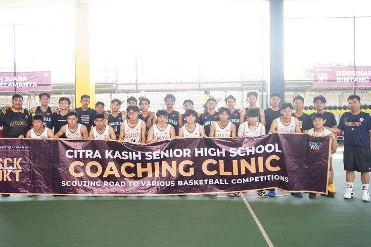 SMA Citra Kasih CitraGarden (SCK CG) menggelar Basketball Coaching Clinic pada Sabtu, 14 Januari 2023 bertempat di gedung SMP-SMA Citra 5 