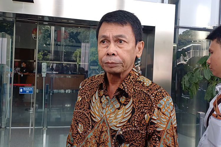 Ketua Komisi Pemberantasan Korupsi (KPK) Nawawi Pomolango ogah menanggapi tindakan wakilnya, Nurul Ghufron yang melaporkan beberapa anggota Dewan Pengawas (Dewas) KPK ke Bareskrim Polri, Rabu (22/5/2024).