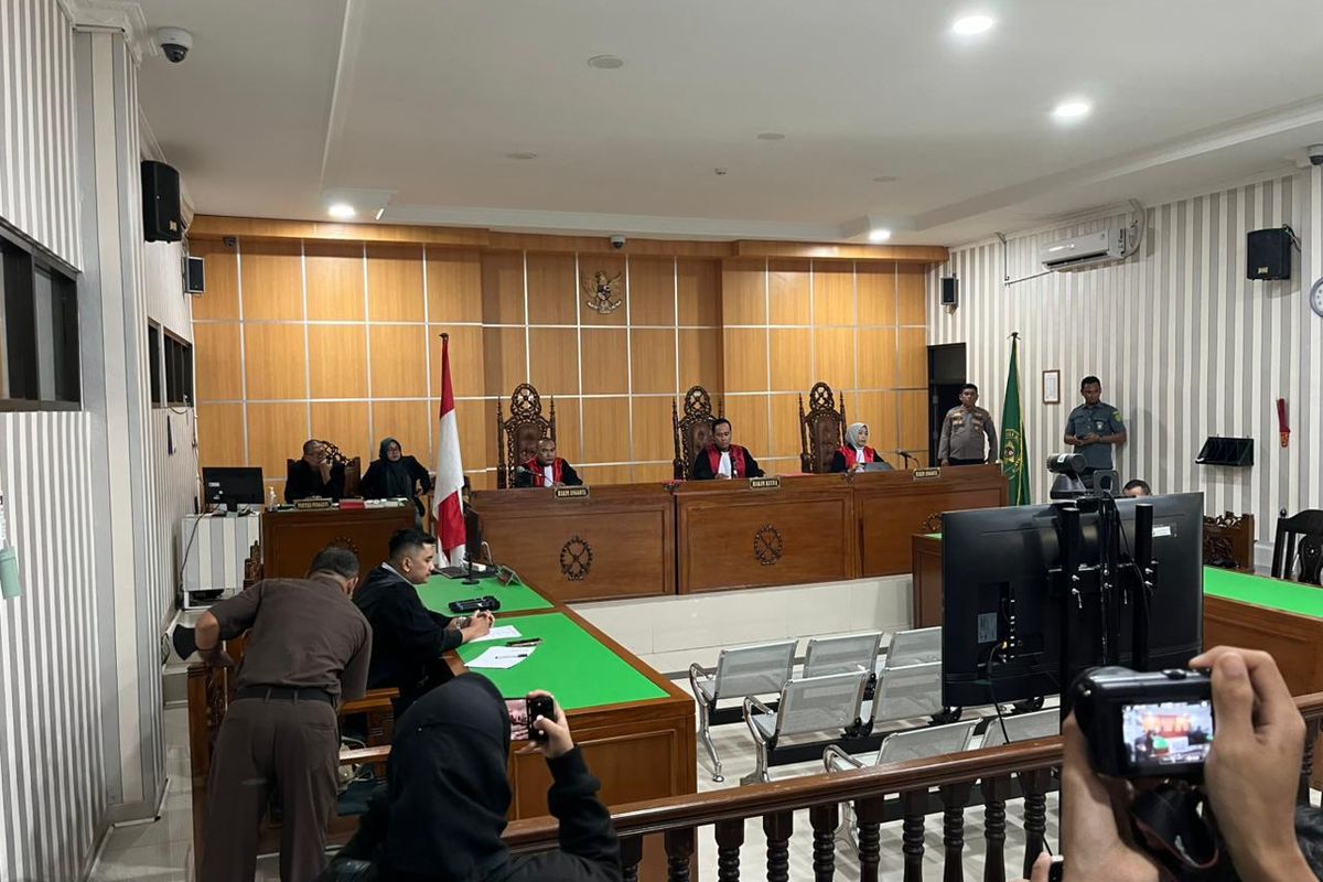 Sidang Perdana Bom Molotov di PN Samarinda, Tujuh Mahasiswa Jadi Terdakwa