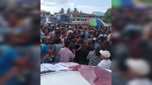 Diduga Saling Ledek, Pendukung Antar Paslon di Buton Tengah Ricuh Saat Debat