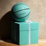 Tiffany & Co. Rilis Bola Basket NBA, Seperti Apa?