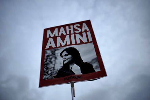 Pasca-protes Mahsa Amini, Wanita Iran Kian Berani Tak Pakai Jilbab Depan Umum