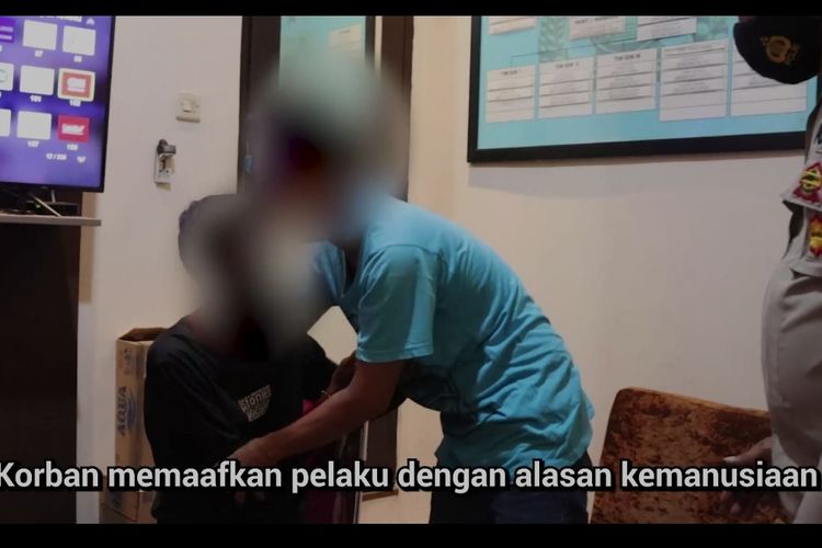 Muhammad Yusuf memaafkan pasangan suami istri (pasutri) yang mencuri tabung gas 3 kg di warung miliknya. 