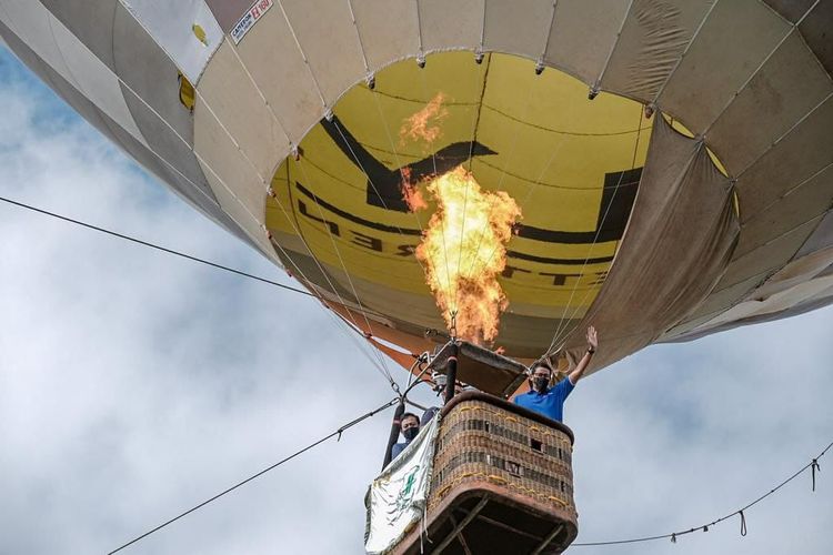 Atraksi balon udara dari Indonesia Terbang