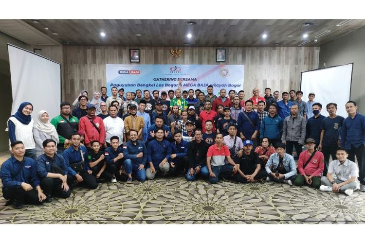 PT Spindo menggelar acara customer gathering di Swiss-Belhotel Bogor, Jawa Barat, Selasa (22/8/2023).